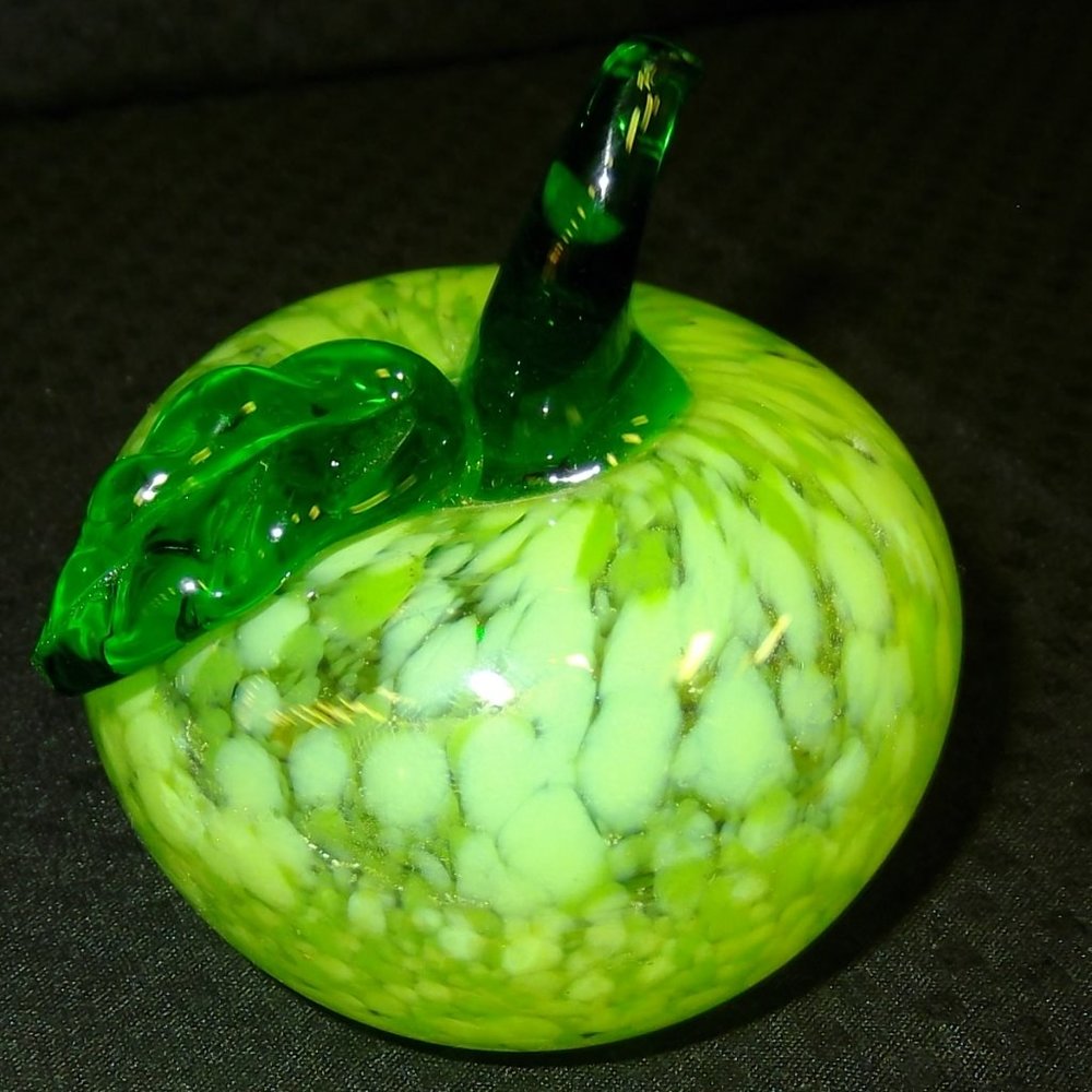 Green apple glass